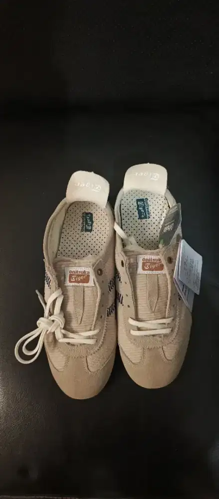 Sepatu Onitsuka