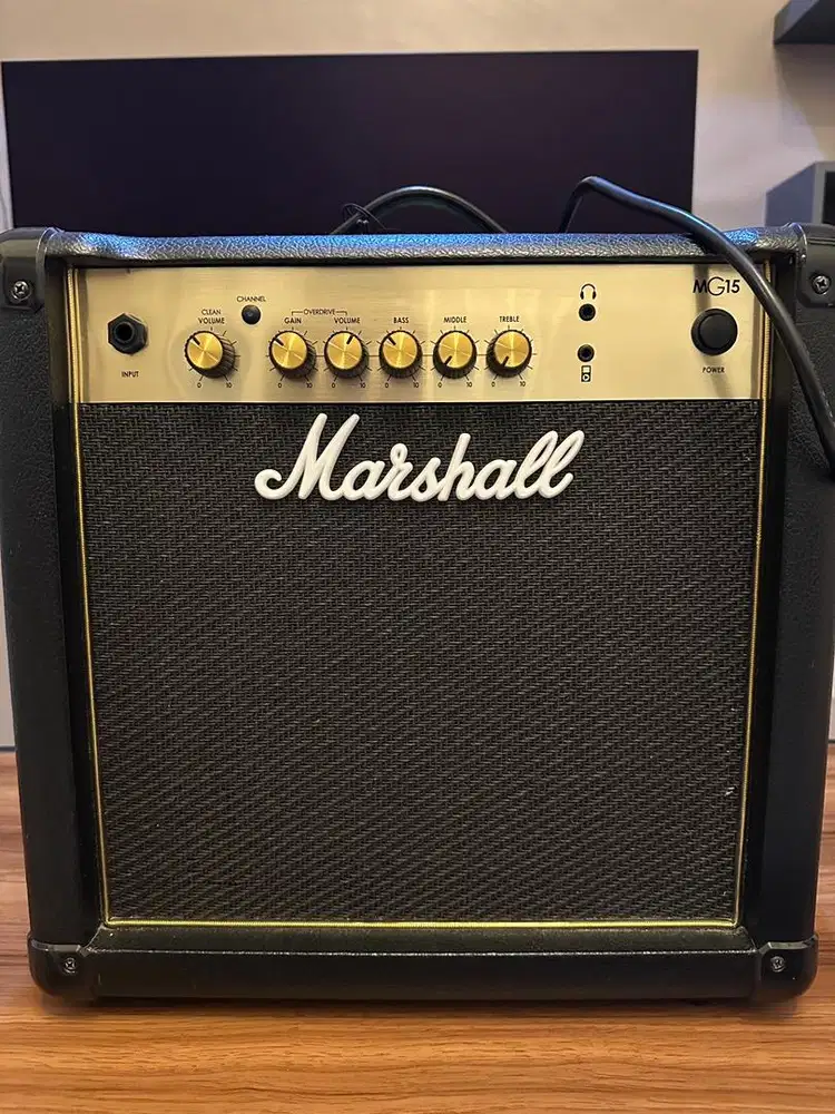 Amplifier Marshall MG15