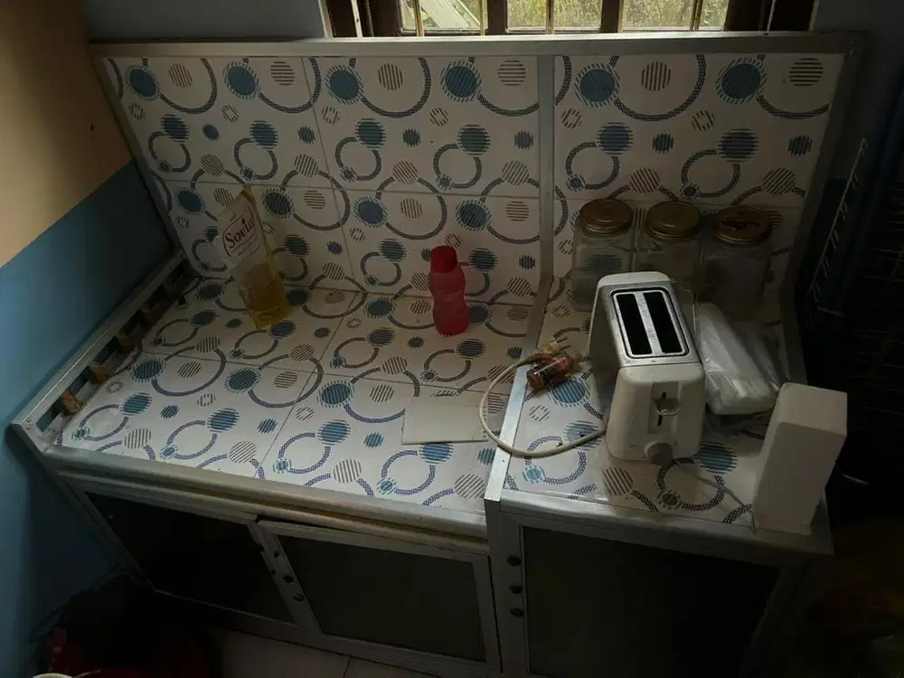 meja dapur besar