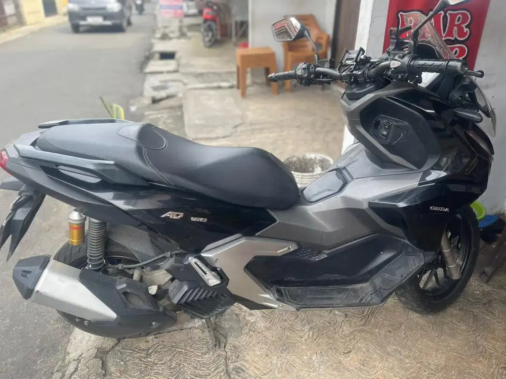 Tgn Pertama Honda ADV CBS 160 2024