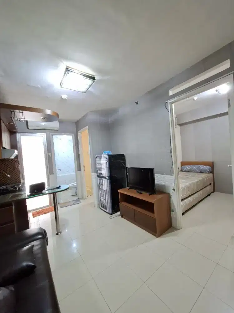 Sewa 2BR apartemen bassura city 13 JT/3 Bln Free Ipl