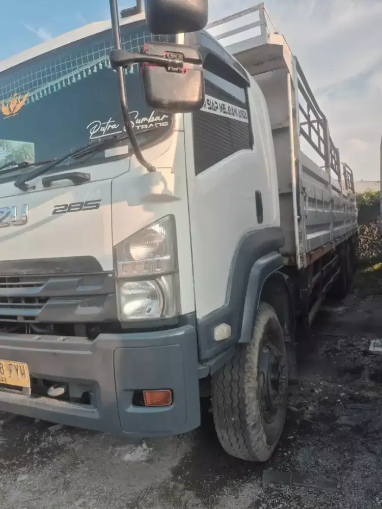 Isuzu Giga 285PS 2018 bak long 9,5m