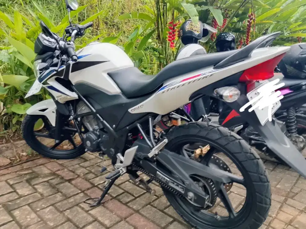 HONDA CB 150R Motor simpenan low kw