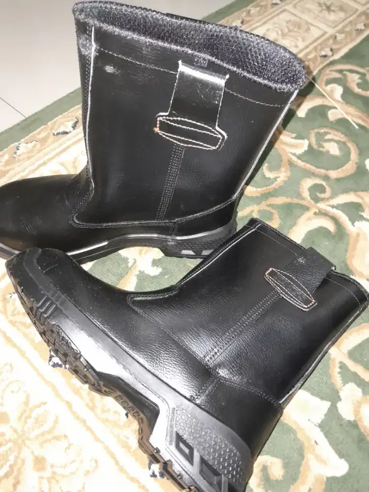 Jual COVERALL DELATEC & SAFETY SHOES