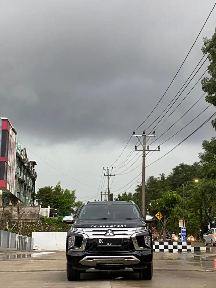 Pajero Sport 2.4 Dakar AT 2022