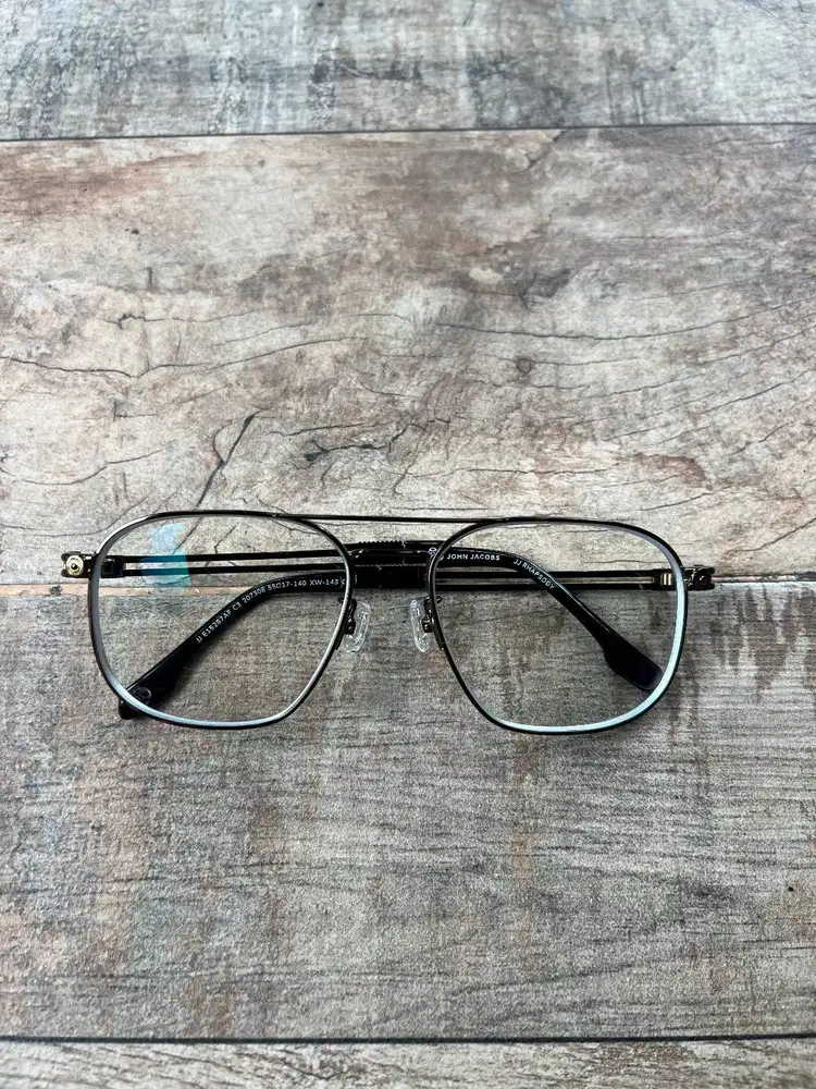Frame/bingkai jhon jacobs