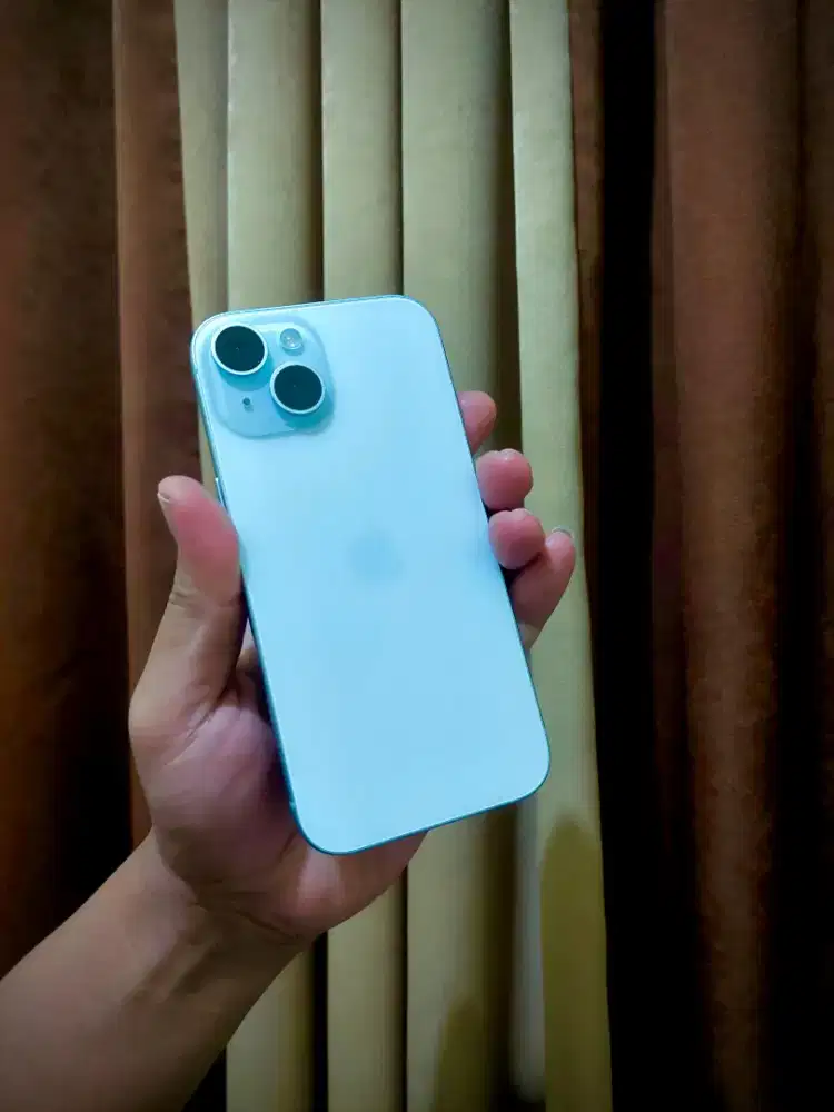 iPhone 15 256gb istimewa garansi on