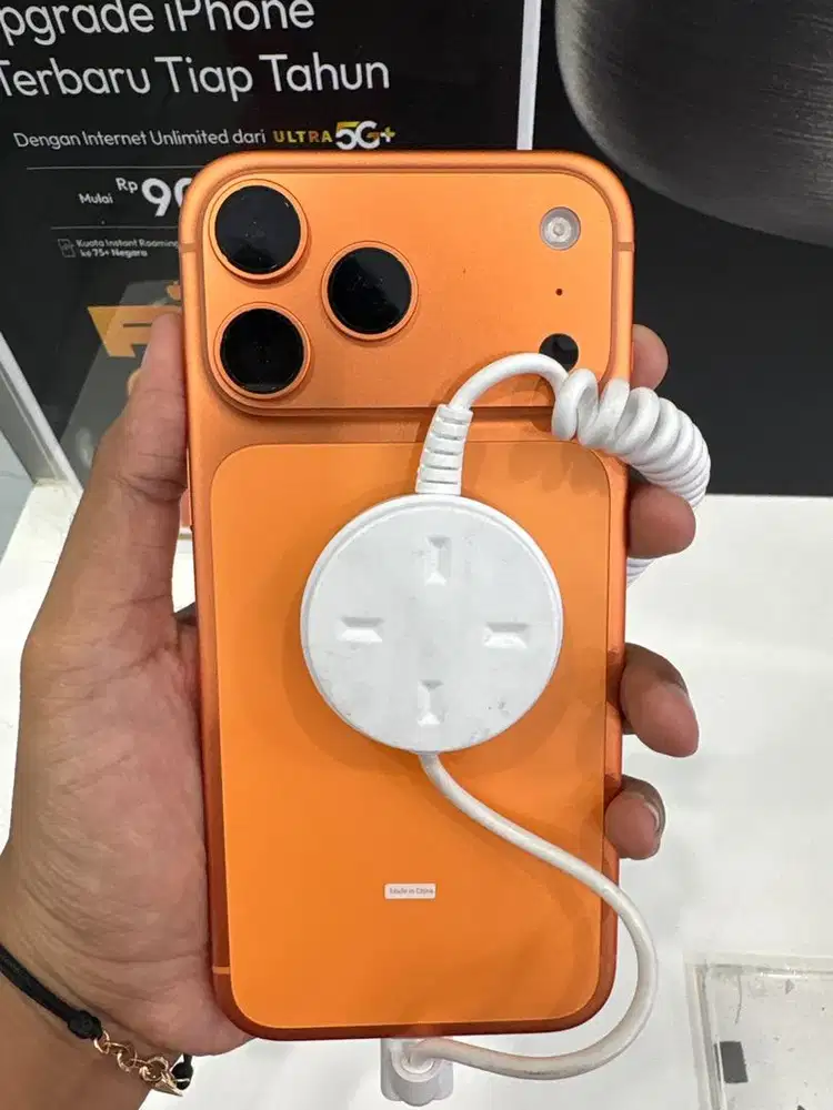 IPHONE 17 PRO 256/512 GB SILVER, ORANGE, BLUE