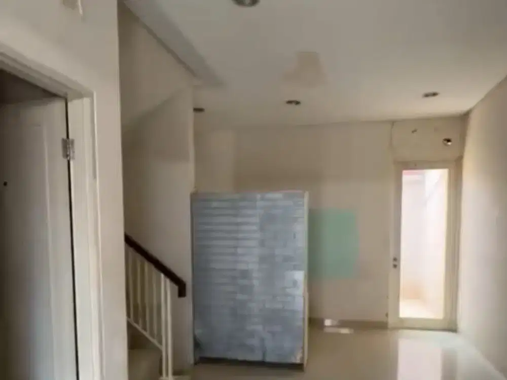Kesempatan Sewa Rumah Golf Lake! Uk 6X15