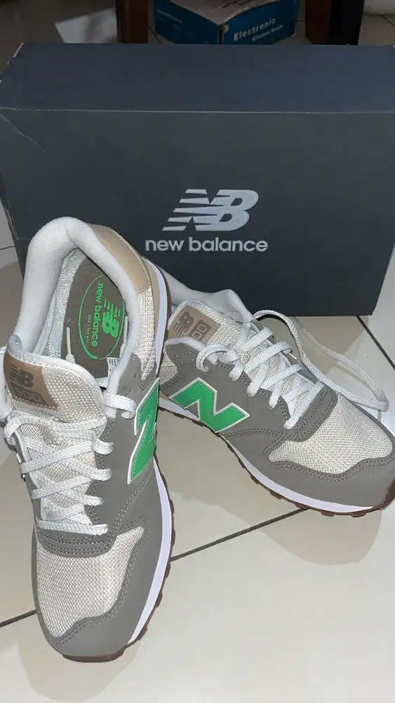 New Balance 500