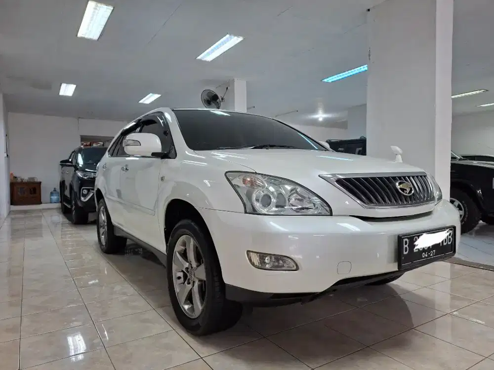 Toyota Harrier 2.4 L Prem 2011