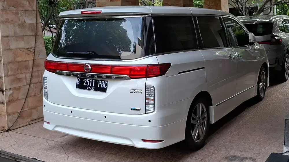 Nissan Elgrand 2012 Bensin