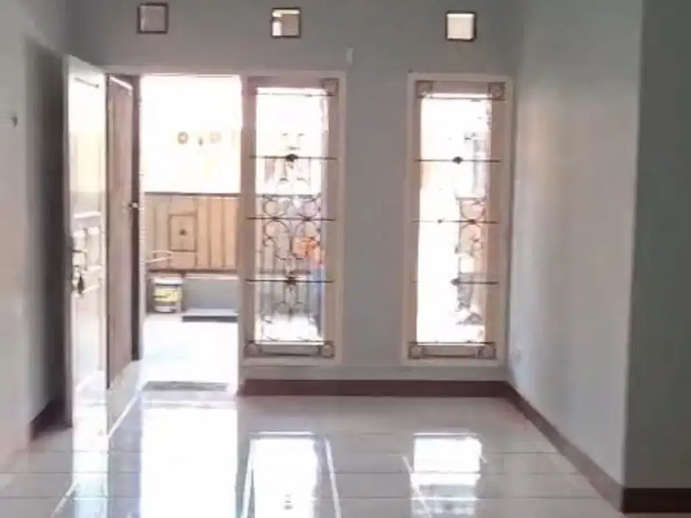 Rumah 1,5 Lantai di Cluster Taman Sari Harapan Indah - Lokasi Strategis Siap Huni