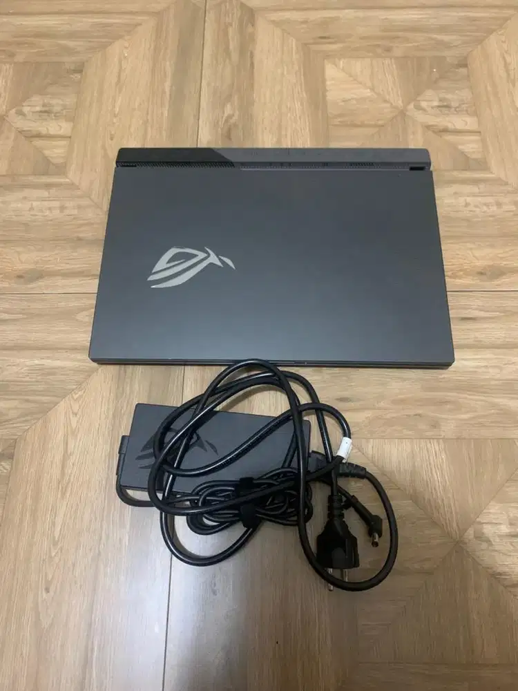 Laptop Gaming Asus Rog STRIX G513QM Ryzen 9 5900HX RTX 3060 16gb 1TB