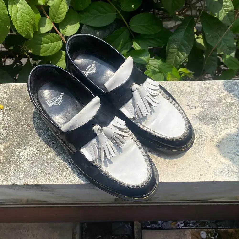 Dr Martens Adrian Tassel Loafer Black White Size 6/39