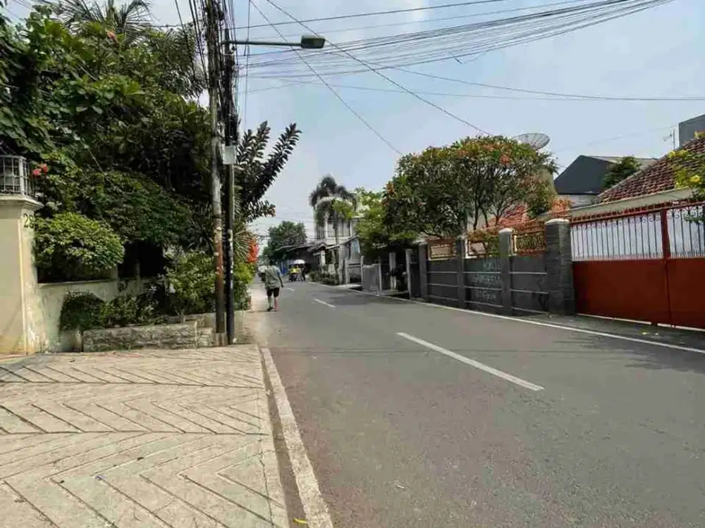 DIJUAL CEPAT Bangunan kos 3,5 Lantai 16 pintu di Johar Baru Jakarta pusat