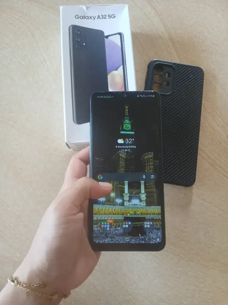 Bismillahirrahmanirrahim dijual BU HP Samsung A32 5G Ram 8GB/128GB NFC