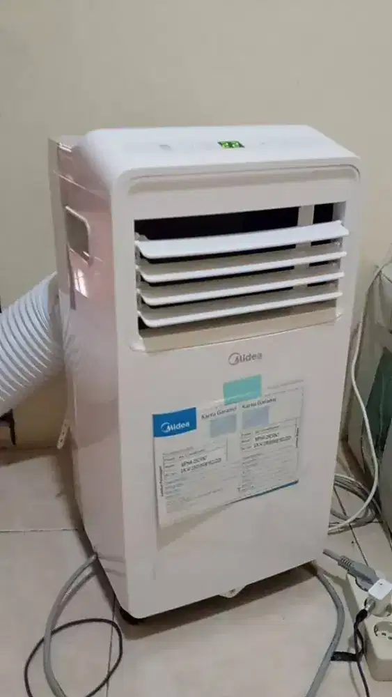 Ac portable midea 1/2pk MPHA-05CRN7