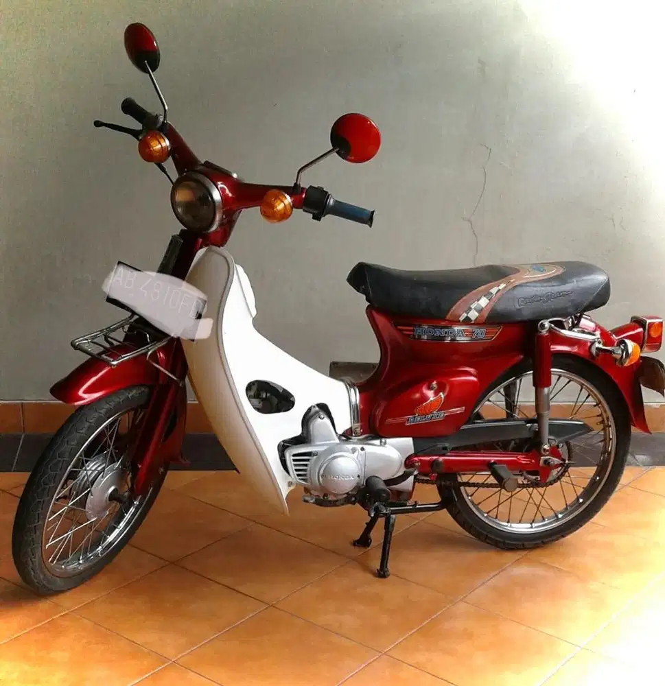 Honda C70 Merah Full Original