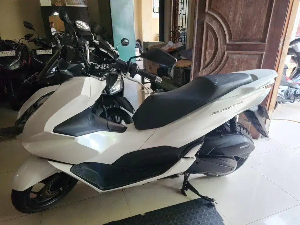 Pcx 160 cbs  putih 2024 gbm