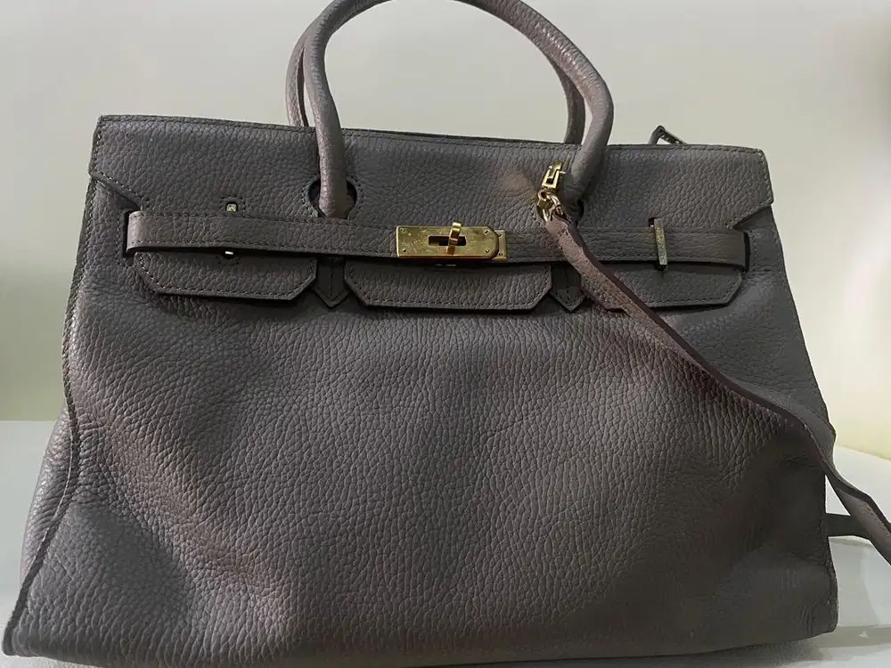 Preloved kulit asli