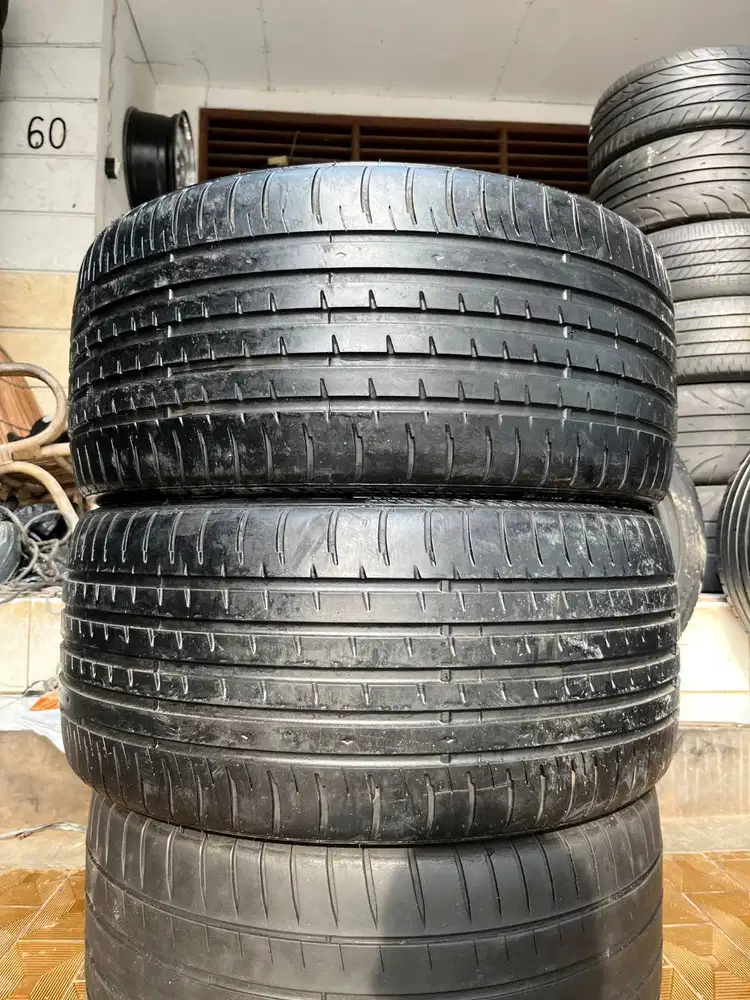 Ban Accelera PHI 2  275 35 r20  2Pcs