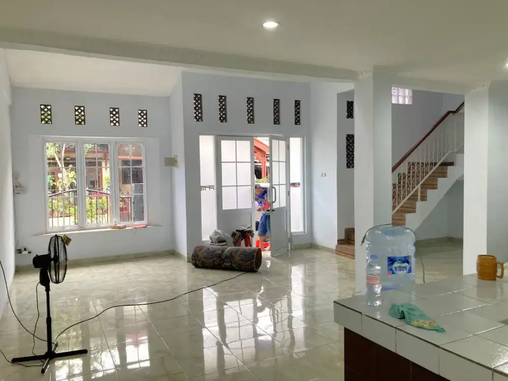 Rumah Komplek Pondok Gede, Harga 1,15M turun 430jt dari 1,58M FULL Renov 2 Lantai LT/LB 117/153