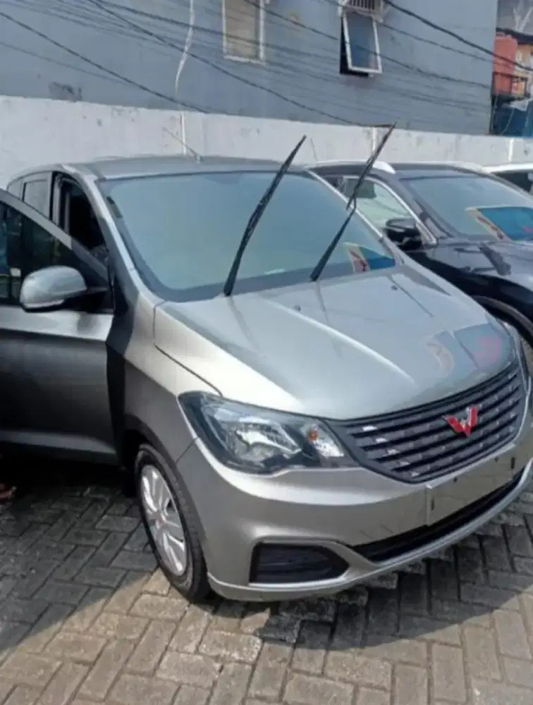 WULING CONFERO 1.5 DB MT