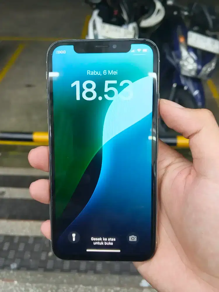 iphone xs 64gb inter