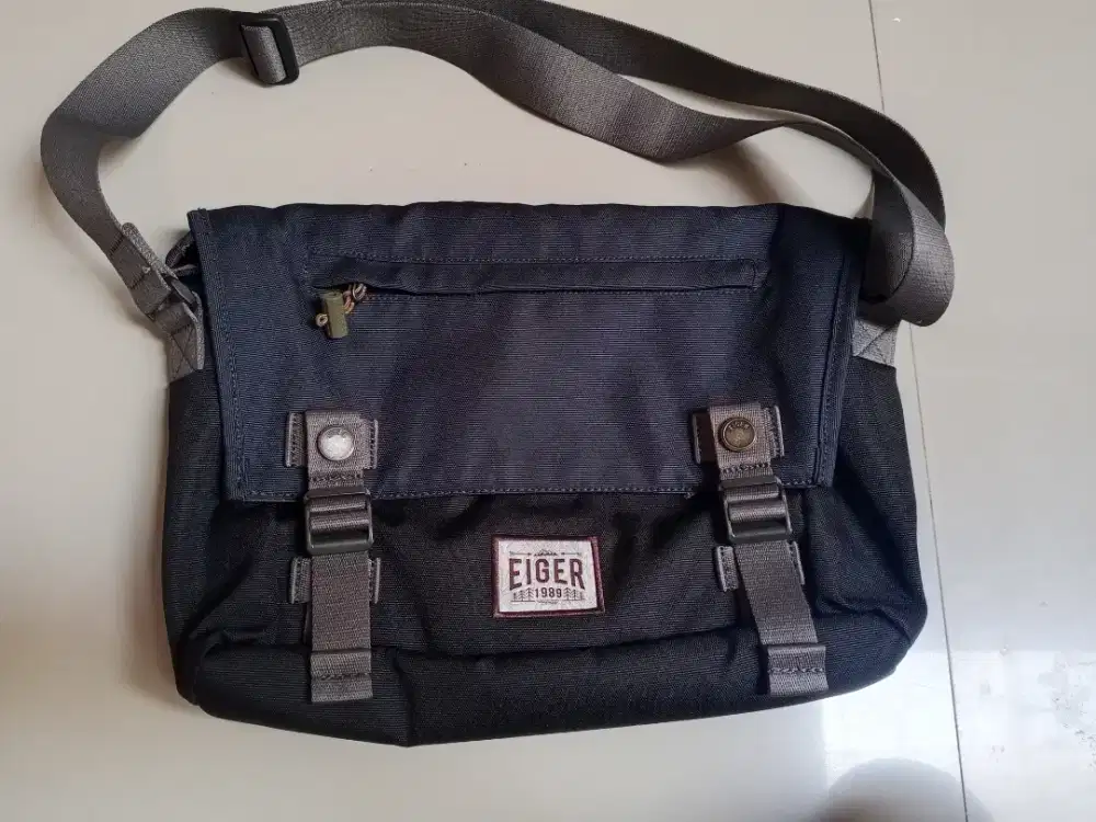 Tas Selempang Eiger