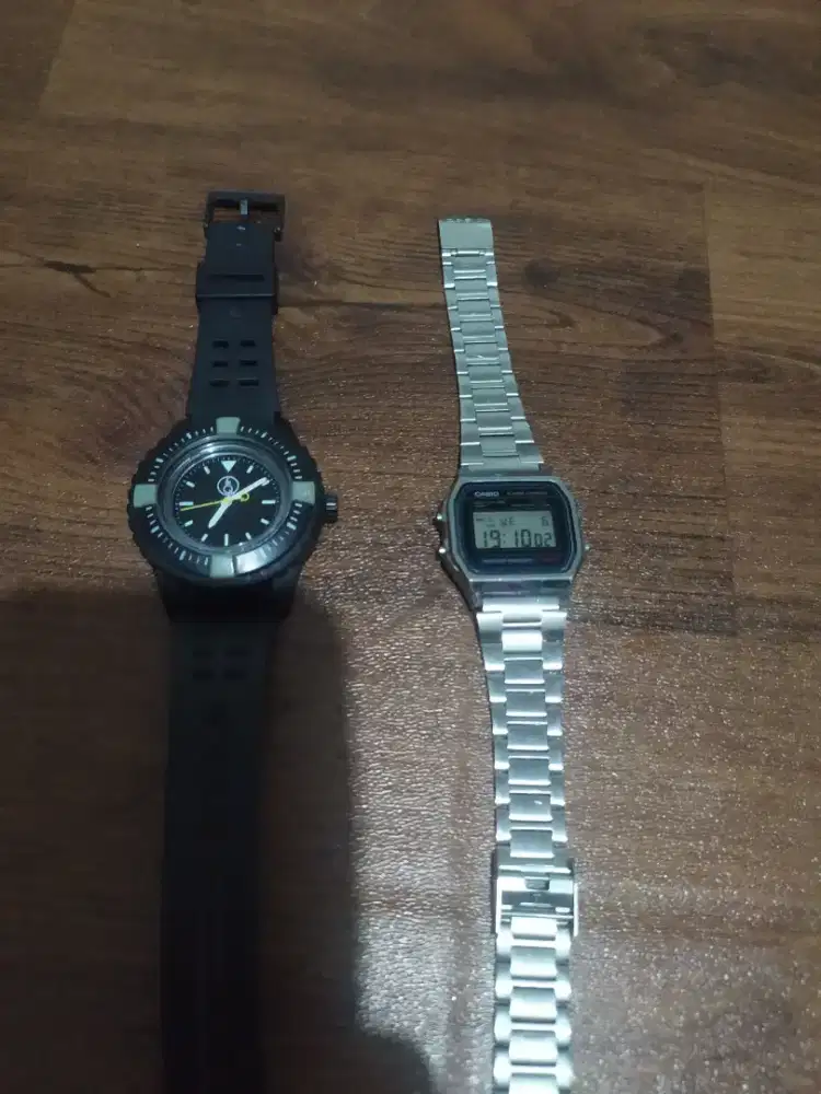 Q&Q solar & casio digital