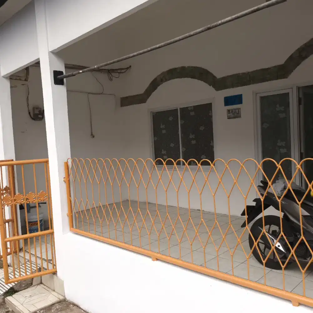 Di Kontrak rumah bebas banjir,dekat dengan Mall Lippo dan Mall SMS Tng