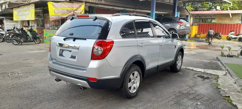 Chevrolet Captiva 2010 Bensin