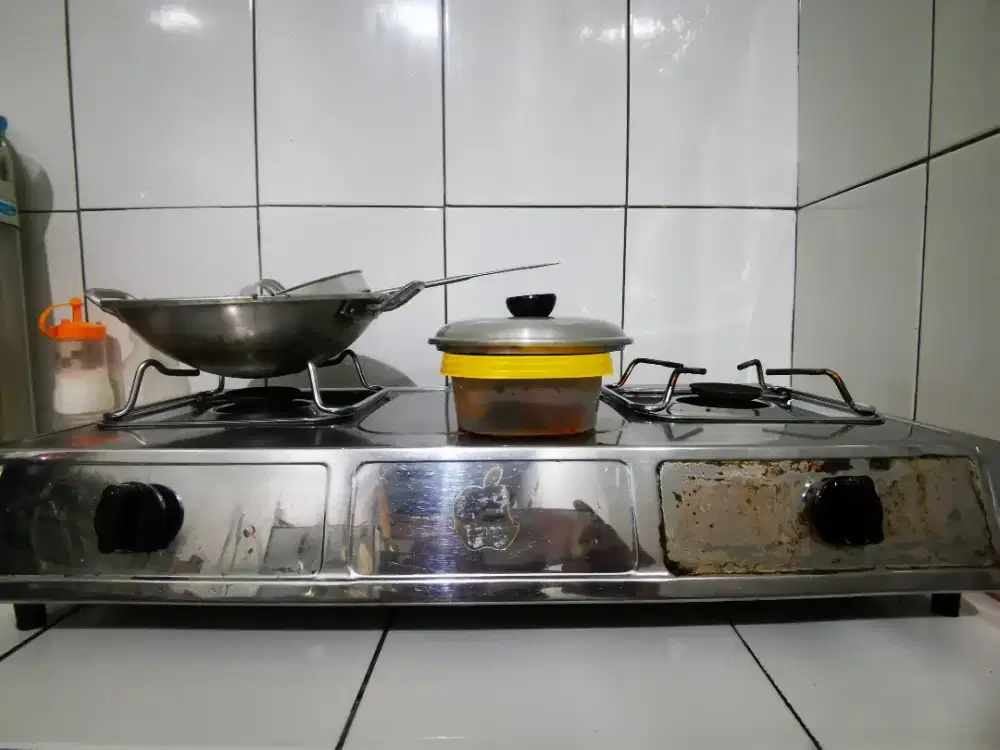 Kompor gas 2 tungku hitachi