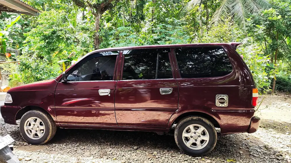 Toyota Kijang LSX EFI 2002