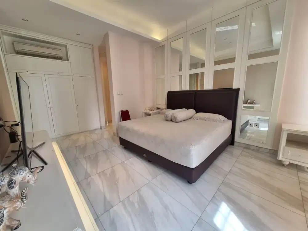 Dijual Rumah Siap Huni di Villa Arta Gading Kelapa Gading