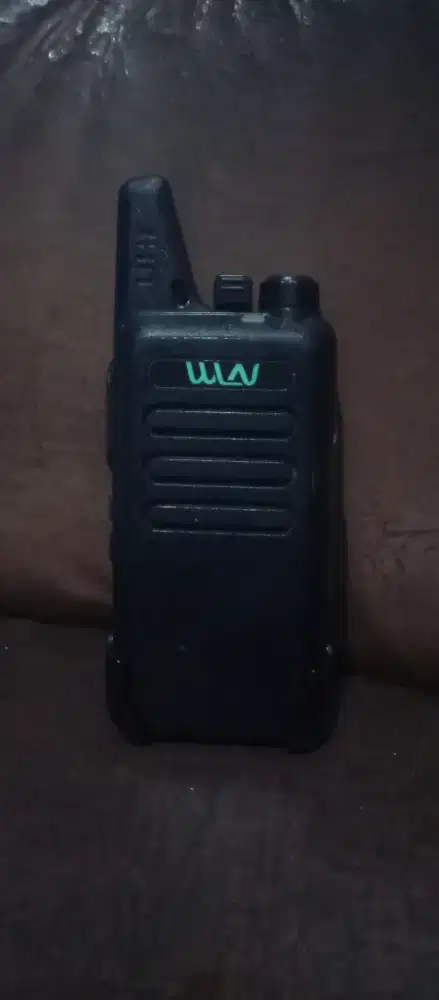 HT UHF WALKIE TALKIE