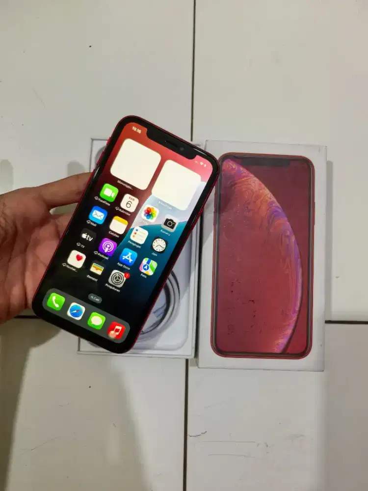 IPHONE XR 64GB RED
