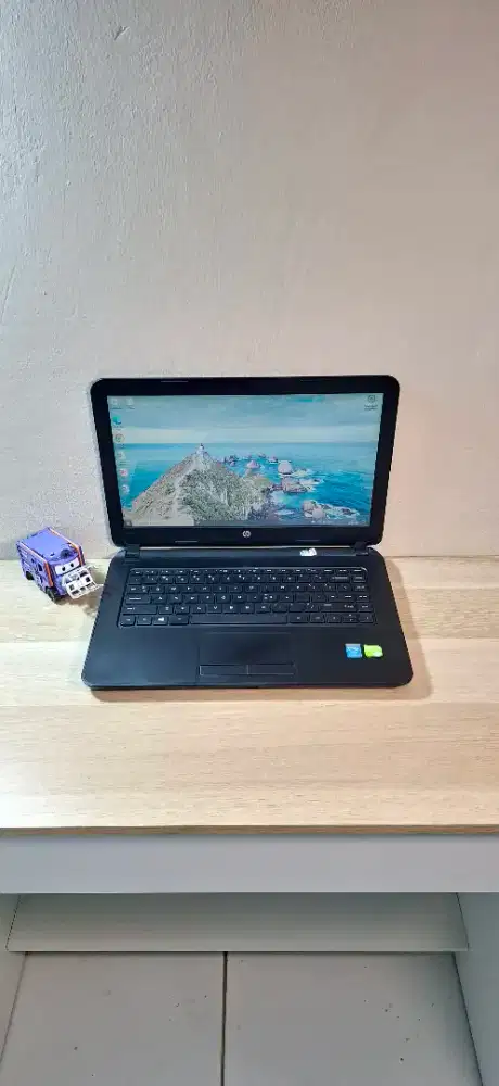 LAPTOP HP 14 CORE I5 GEN 5 RAM 8 NVDIA NVDIA