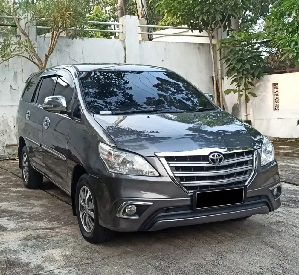 Innova G 2014/2015. Diesel Manual. Istimewa.