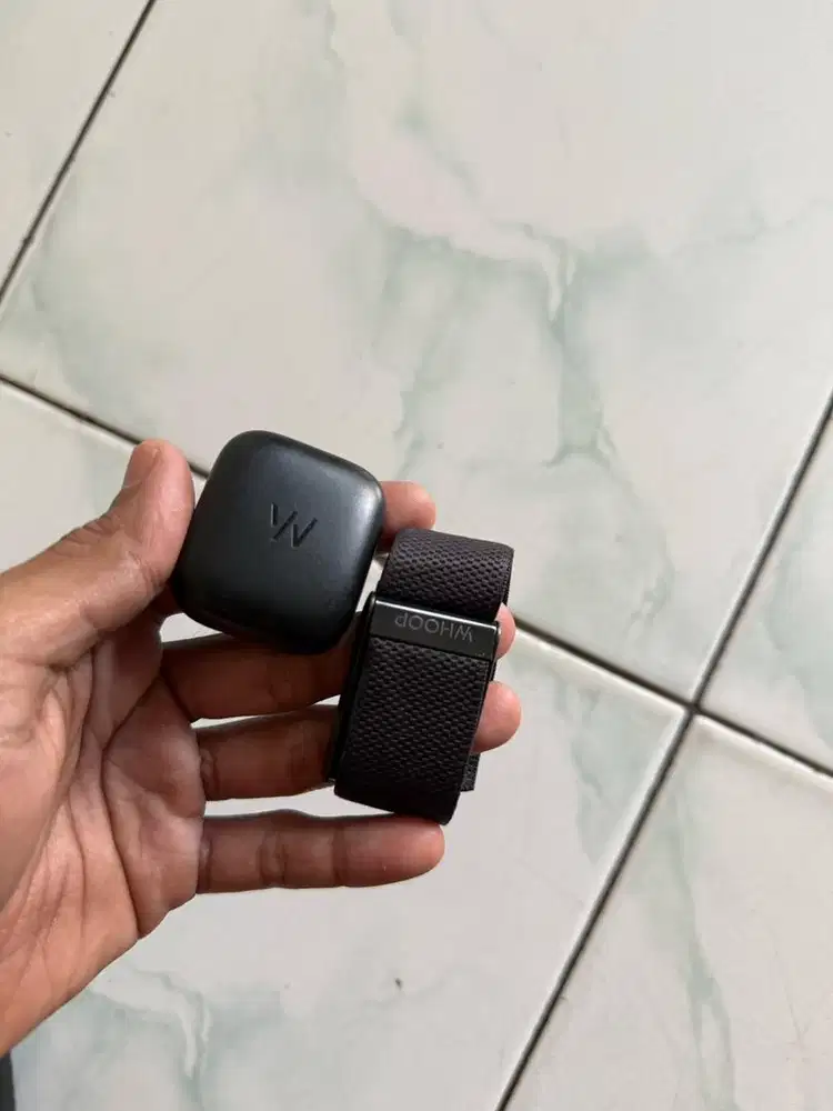 Whoop 4.0 Smartband Health Fitness Tracker Original
