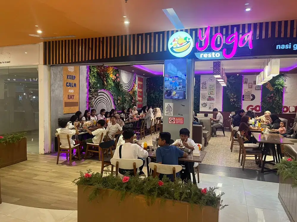 DIBUTUHKAN LEADER MERANGKAP WAITERS DAN KASIR RESTO DI BOGOR