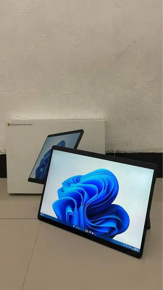Microsoft Surface Pro 8