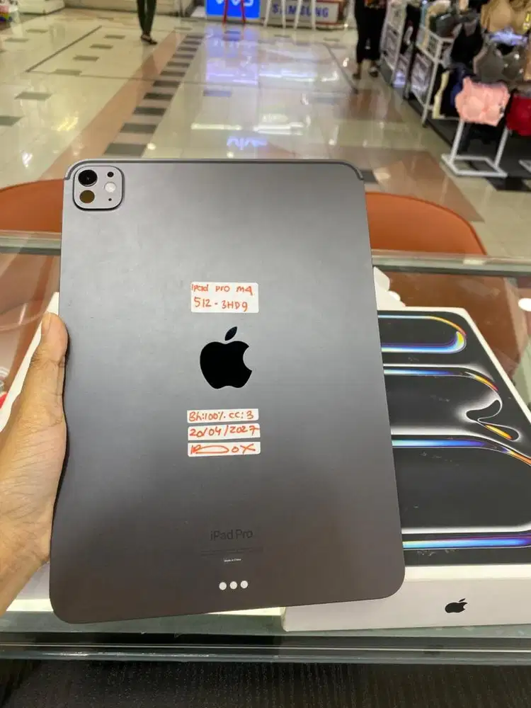 Ipad pro M4 512 hitam ibox bh100%