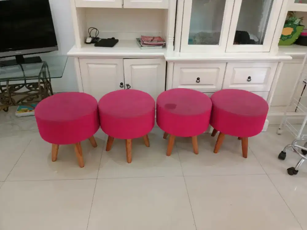KURSI TAMU LUCU ( 5 ITEM )