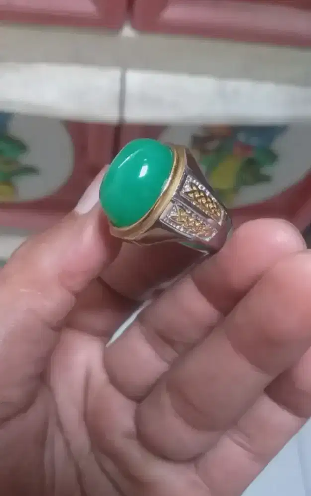 Batu giok asli natural