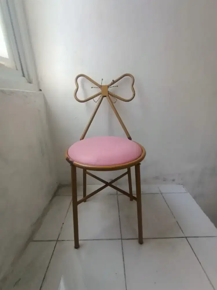 KURSI LUCU  SECOND ( 500.000 DAPET 4 )