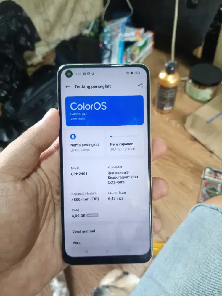 OPPO RENO 8 RAM 8 / 256 BATANG