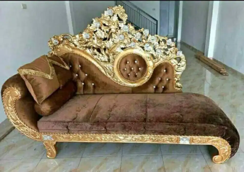 Kursi sofa ukir mawar jati