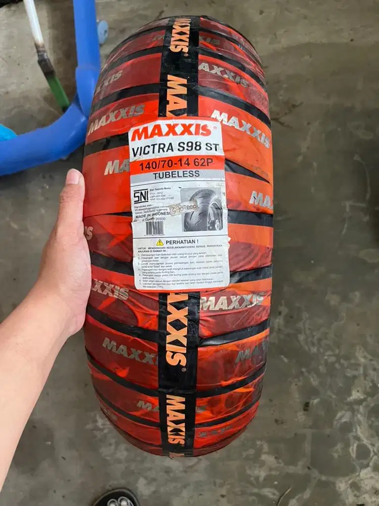 Dijual ban maxxis baru